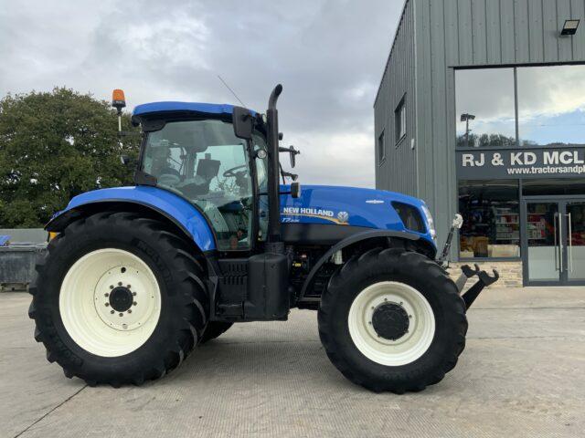 New Holland T7.235 Tractor (ST21194)