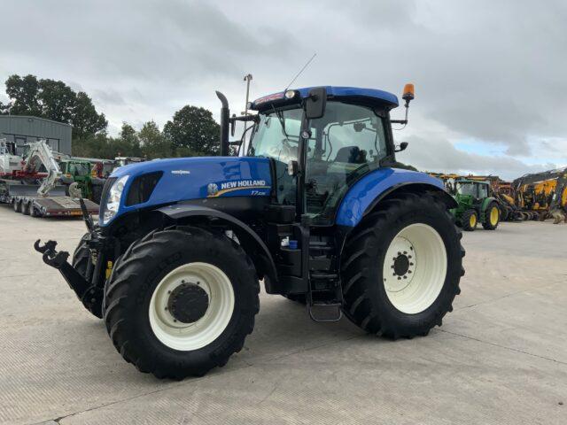 New Holland T7.235 Tractor (ST21194)