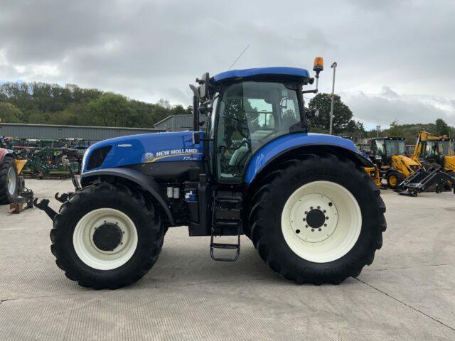 New Holland T7.235 Tractor (ST21194)