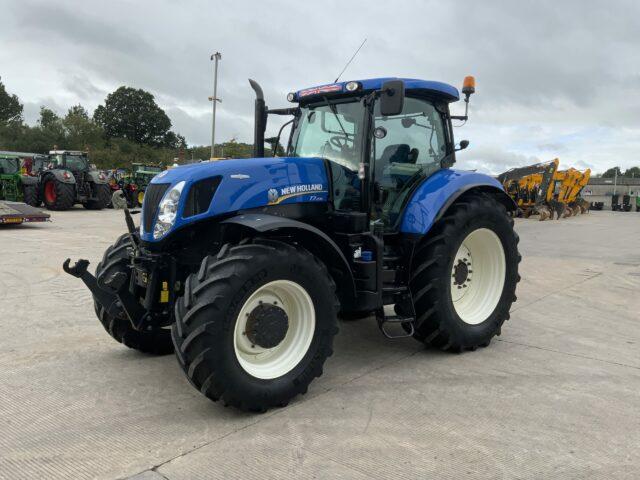 New Holland T7.235 Tractor (ST21194)