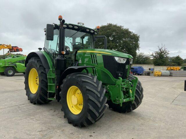 John Deere 6215R Premium Tractor (ST21192)