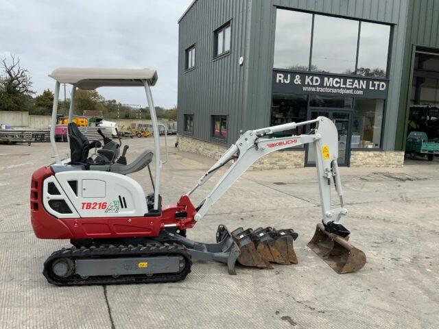 Takeuchi TB216 Digger (ST21420)