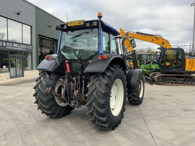 Valtra T121 Tractor (ST21570)