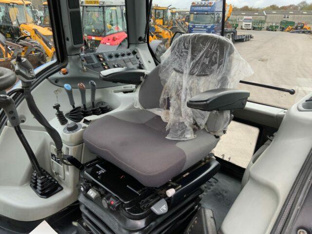 Valtra T121 Tractor (ST21570)