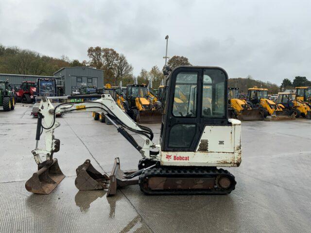 Bobcat 325 Digger (ST21631)