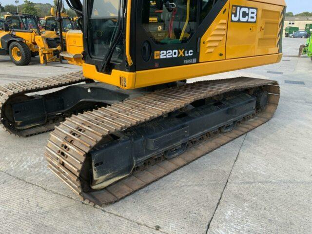 JCB 220X LC Digger (ST21054)