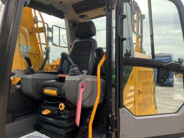 JCB 150X.LC Digger (ST21676)