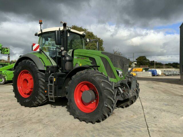 Fendt 933 Profi Plus Tractor (ST21180)