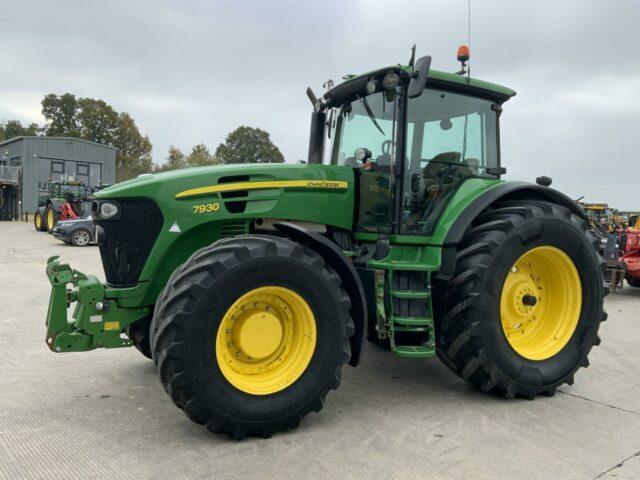 John Deere 7930 Tractor (ST21416)