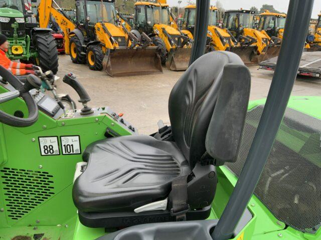 Avant 860i Compact Telescopic Loading Shovel (ST21513)