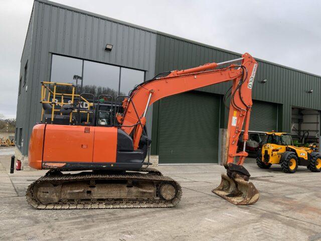 Hitachi Zaxis 130-6 LCN Digger (ST21740)