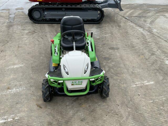 Etesia Attila AK88 Bank Mower