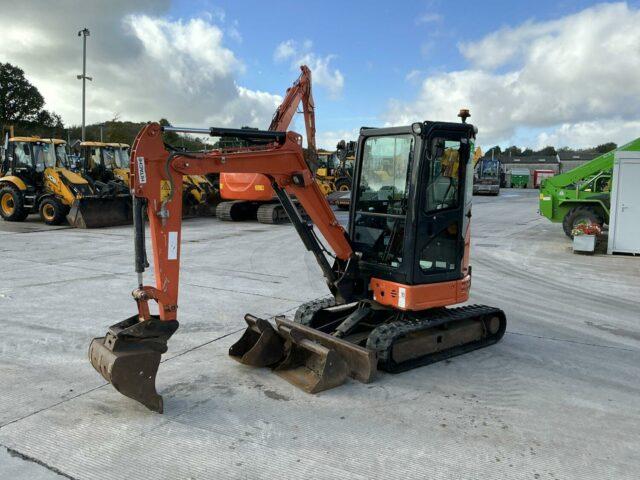 Hitachi Zaxis 26U-5A Digger (ST21387)