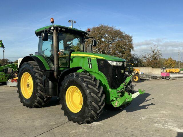 John Deere 7290R Tractor (ST21536)