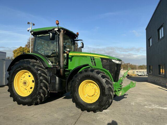 John Deere 7290R Tractor (ST21536)