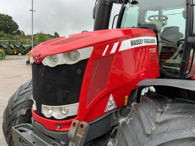 Massey Ferguson 7720 DYNA-6 Tractor (ST20734)