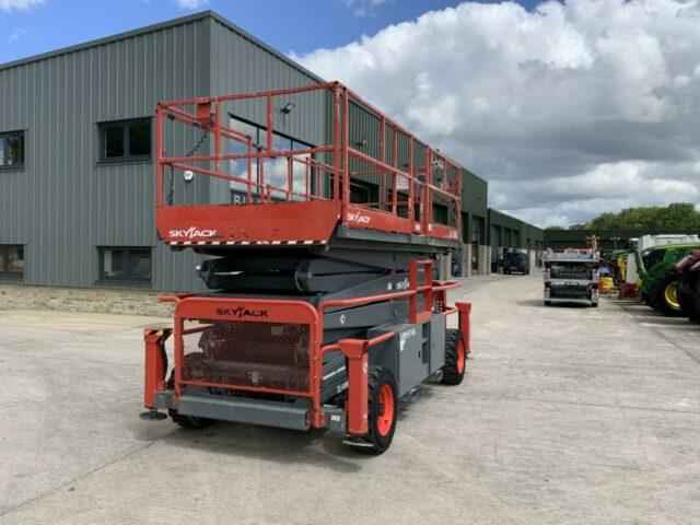 Skyjack SJ9250 Scissor Lift (ST20403)