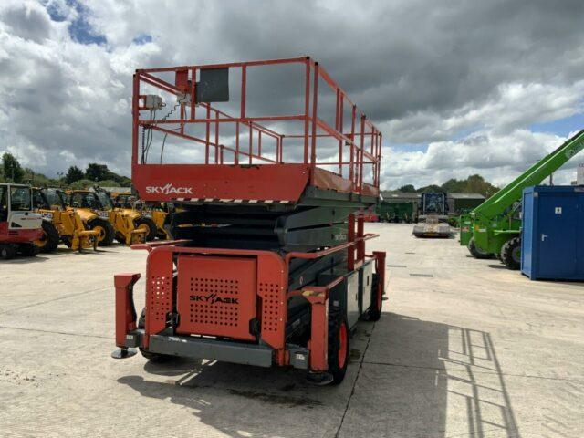 Skyjack SJ9250 Scissor Lift (ST20403)