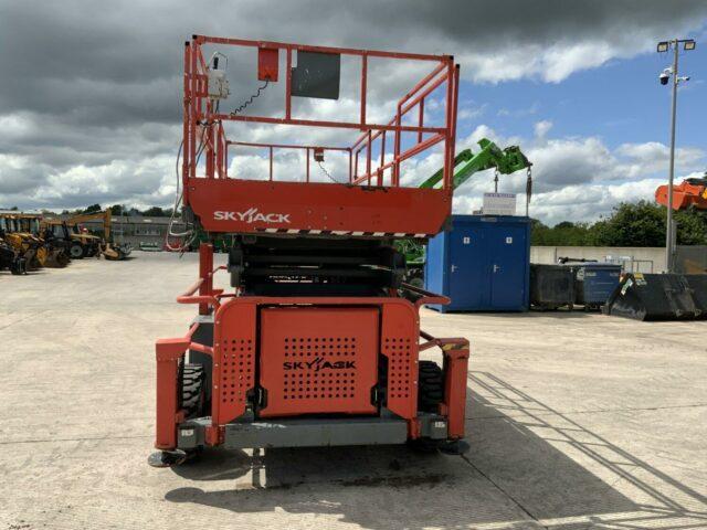 Skyjack SJ9250 Scissor Lift (ST20403)