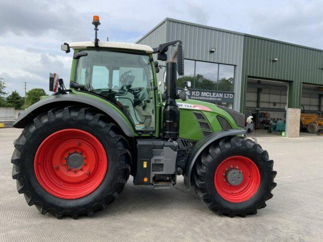 Fendt 724 Profi Plus Tractor (ST18970)