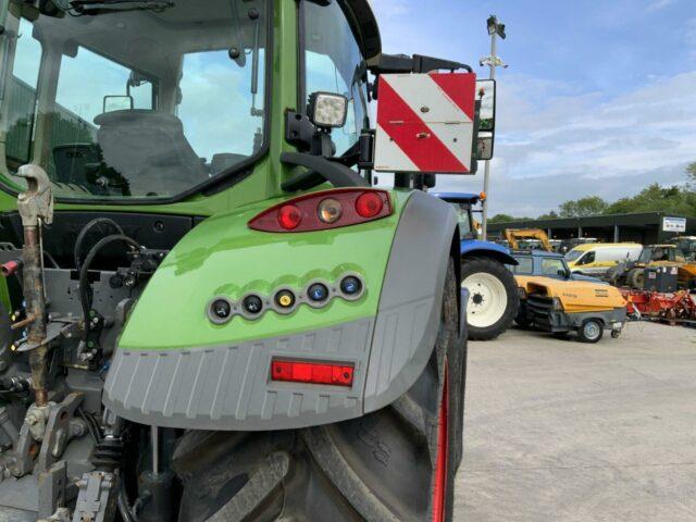 Fendt 724 Profi Plus Tractor (ST18970)