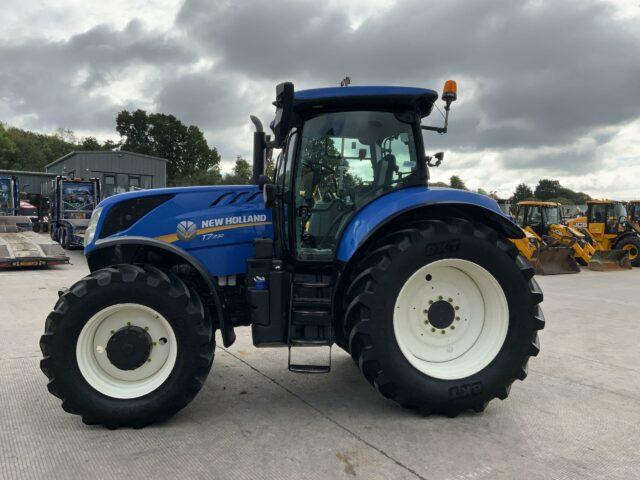 New Holland T7.230 Tractor (ST21168)