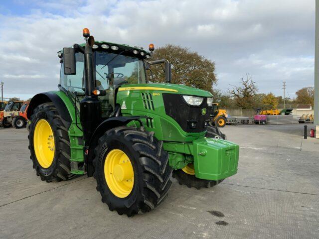 John Deere 6215R Tractor (ST21410)