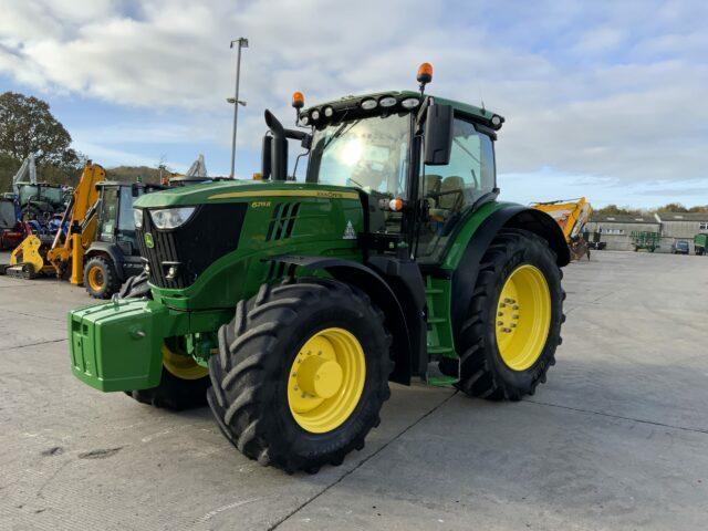 John Deere 6215R Tractor (ST21410)