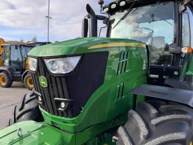 John Deere 6215R Tractor (ST21410)