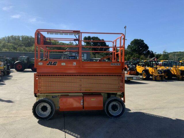 JLG M4069 Scissor Lift (ST20589)