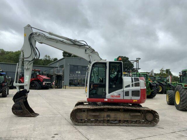 Takeuchi TB2150R Digger (ST21042)