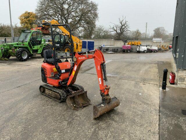 Kubota K008-3 Micro Digger (ST21686)