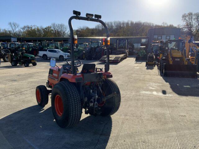 Kubota ST30 Compact Tractor (ST21668)