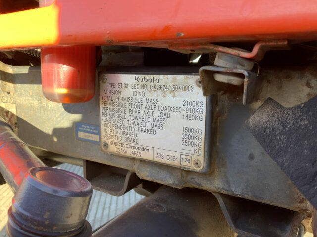 Kubota ST30 Compact Tractor (ST21668)