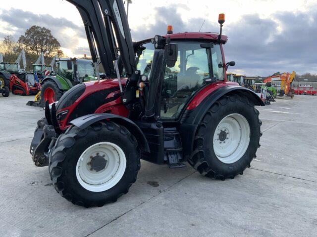 Valtra N134 Active Tractor (ST21599)