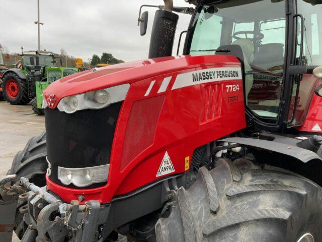 Massey Ferguson 7724 Dyna VT Tractor (ST21516)