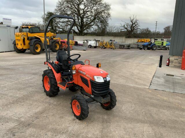 Kubota B1241 Compact Tractor (ST21234)