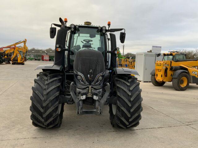 Valtra T234 Versu Tractor (ST21722)