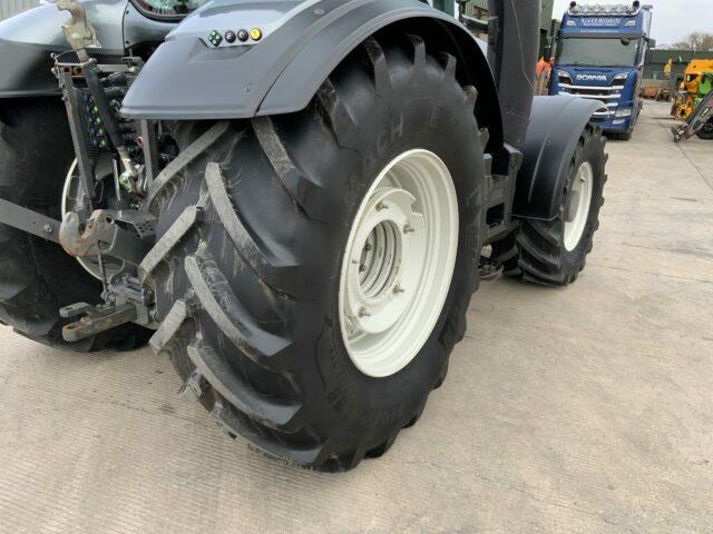 Valtra T234 Versu Tractor (ST21722)