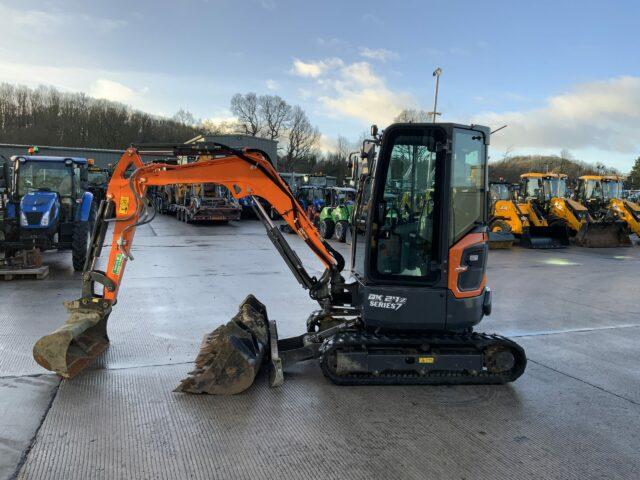 Doosan DX27Z Series 7 Digger (ST21917)