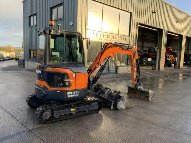 Doosan DX27Z Series 7 Digger (ST21917)