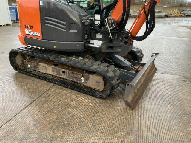 Hitachi Zaxis 85USB-6 Digger (ST21742)