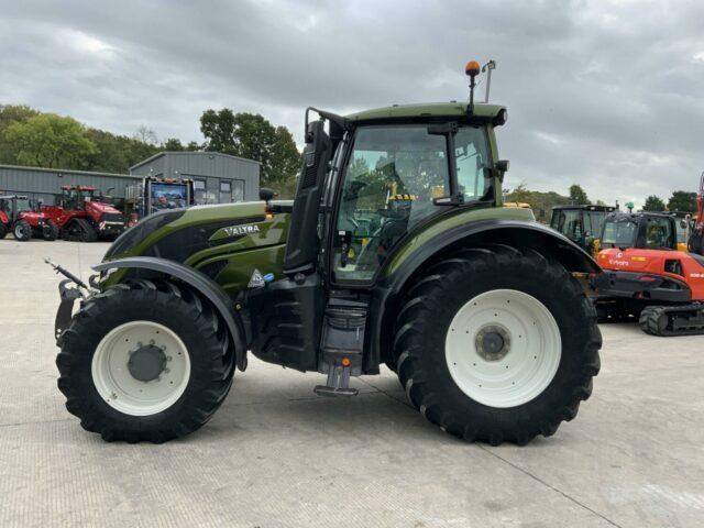 Valtra T175 Active Tractor (ST21258)