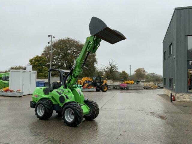 Avant 860i Compact Telescopic Loading Shovel (ST21513)