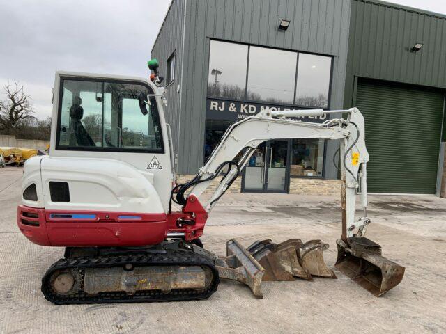 Takeuchi TB230 Digger (ST21854)