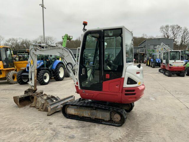 Takeuchi TB230 Digger (ST21854)