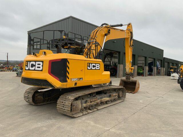 JCB 220X LC Digger (ST21870)