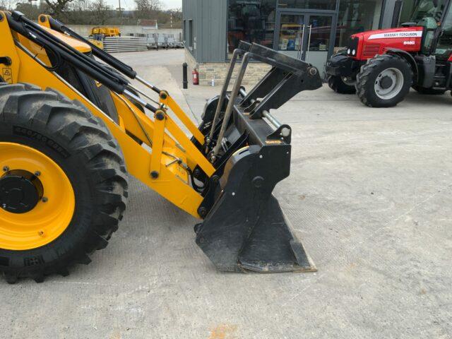 JCB 4CX Sitemaster Pro Wheeled Digger (ST21882)