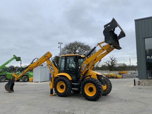 JCB 4CX Sitemaster Pro Wheeled Digger (ST21882)