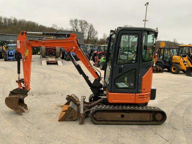 Hitachi ZX26U-5A Digger (ST21384)